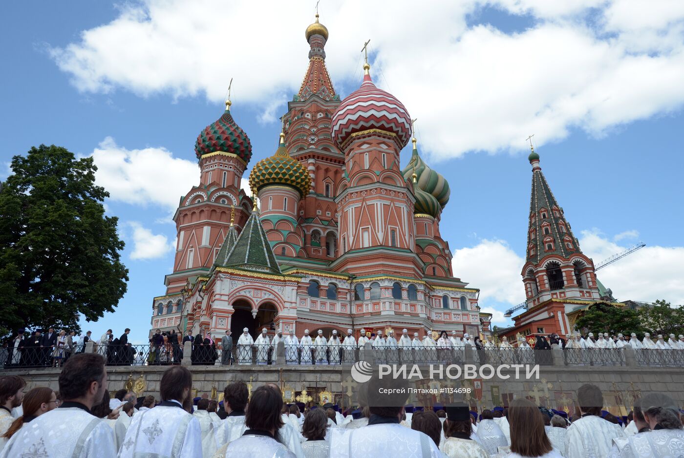 Патриаршее Богослужение в день памяти Кирилла и Мефодия