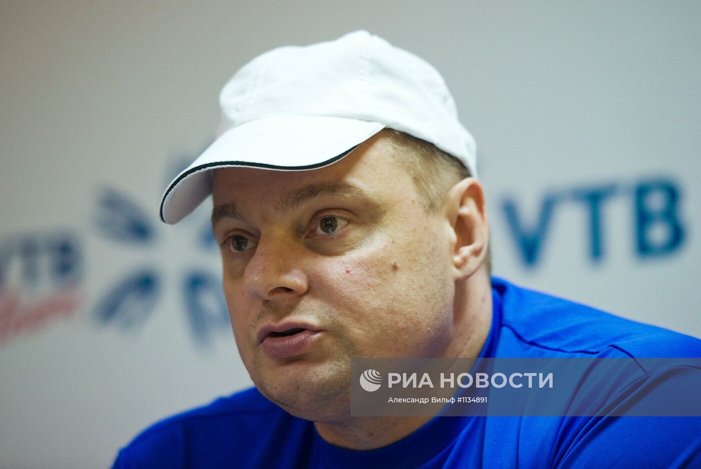 П/к главного тренера сборной России по волейболу В.Алекно