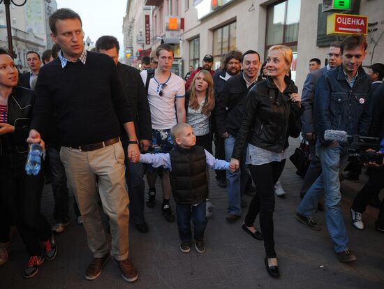 Выступление блогера Алексея Навального на Арбате