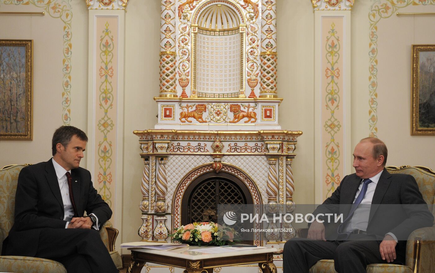 Беседа Владимира Путина с Хельге Лундом