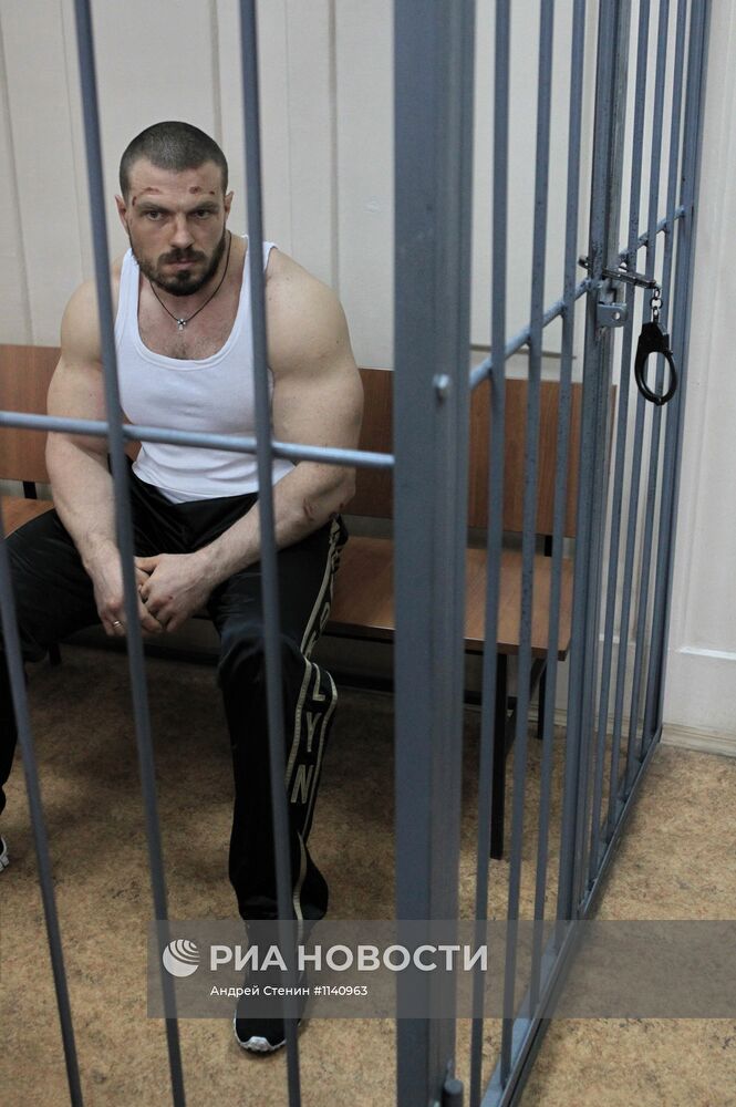 Арест М.Лузянина в Басманном районном суде Москвы