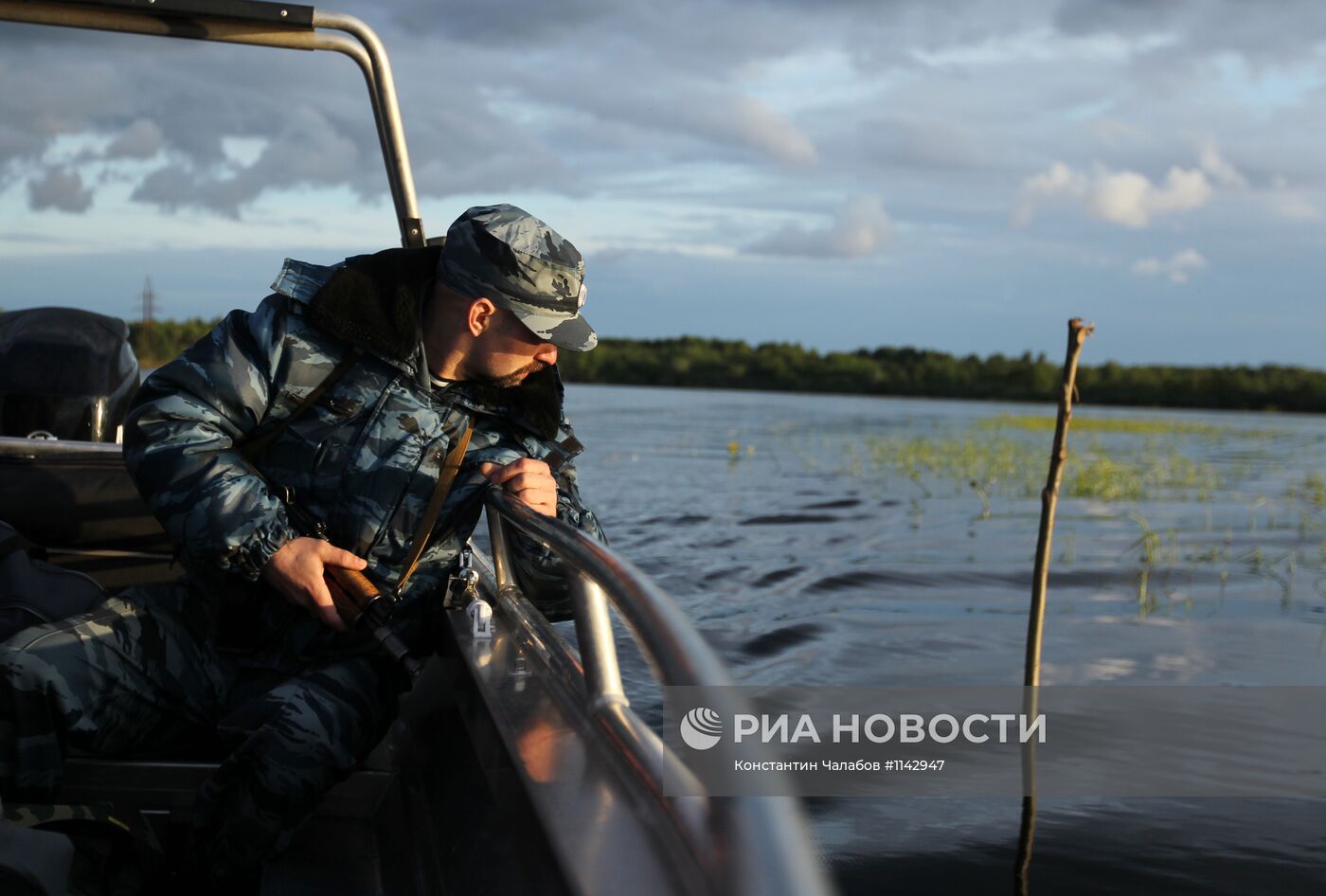 Рейд сотрудников рыбнадзора с сотрудниками МВД на озере Ильмень