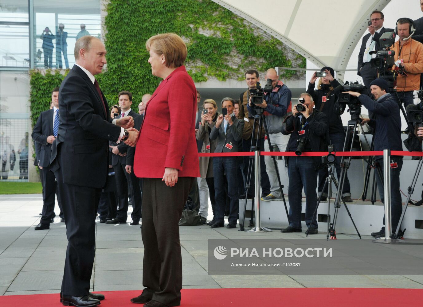 Рабочая поездка президента РФ Владимира Путина в Берлин