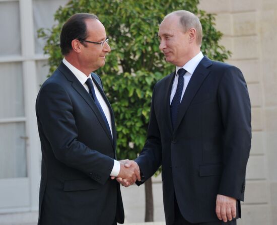 Рабочий визит президента РФ В.Путина во Францию