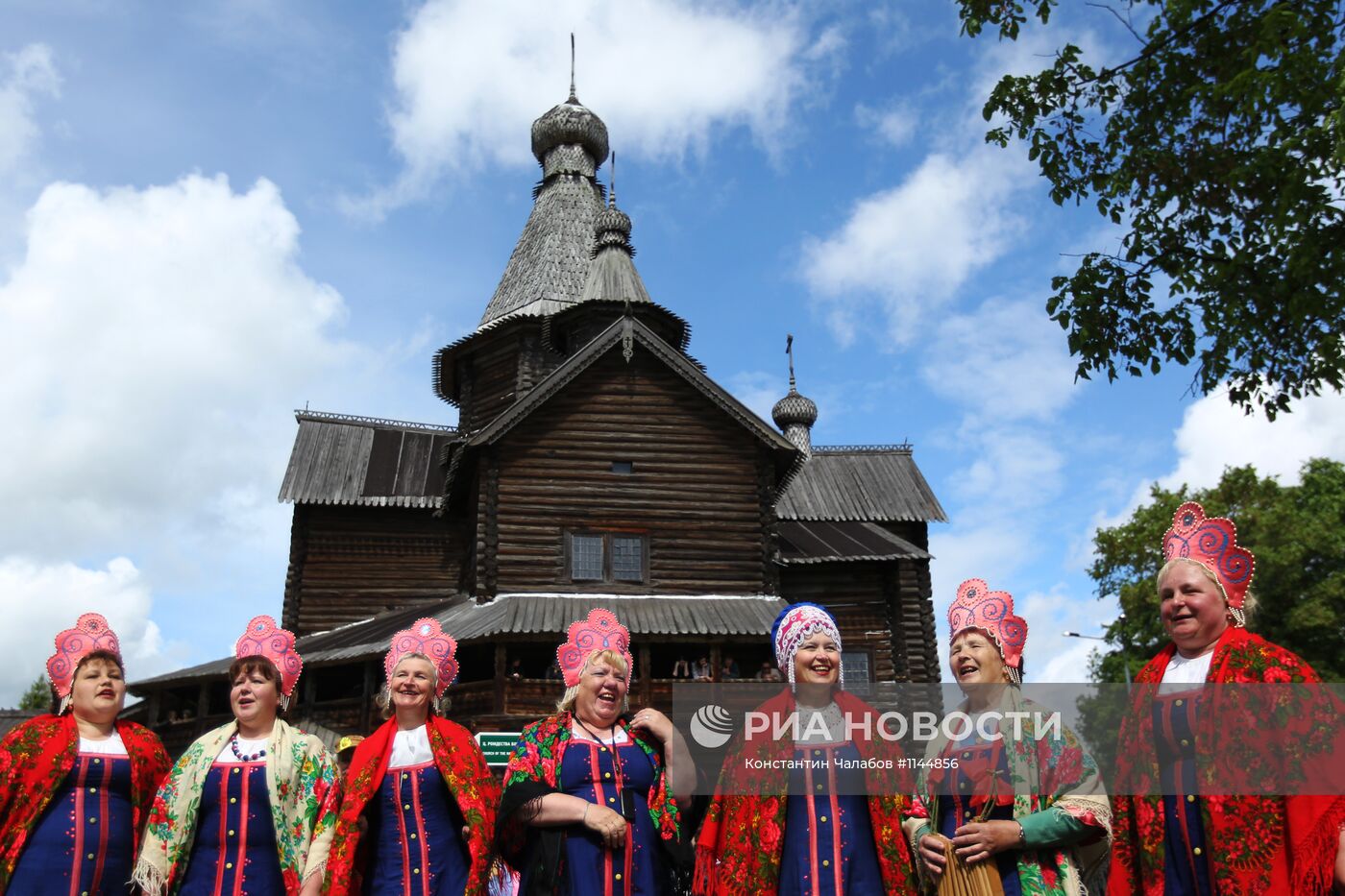 Праздник фольклора и ремесел в музее "Витославлицы"