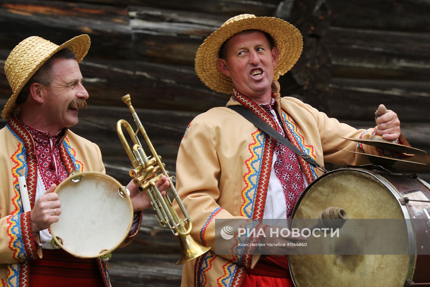 Праздник фольклора и ремесел в музее "Витославлицы"