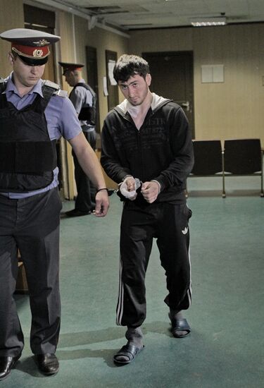 Участник драки около ТЦ "Европейский" Д.Ризванов доставлен в суд