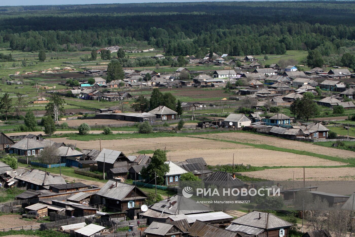 Жизнь в таежной деревне Атирка Омской области | РИА Новости Медиабанк