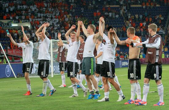 Футбол. ЕВРО - 2012. Матч сборных Нидерландов и Германии