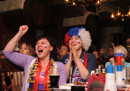 Трансляция матча ЕВРО - 2012 между сборными Греции и России