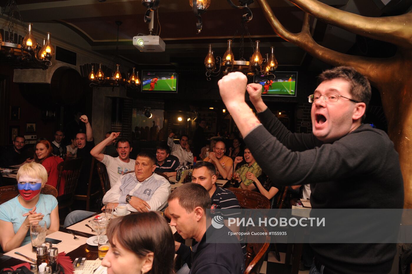 Трансляция матча ЕВРО - 2012 между сборными Греции и России