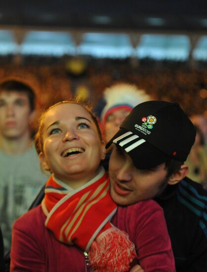 Трансляция матча ЕВРО - 2012 между сборными Греции и России