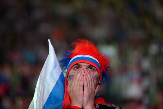 Трансляция матча ЕВРО - 2012 между сборными Греции и России