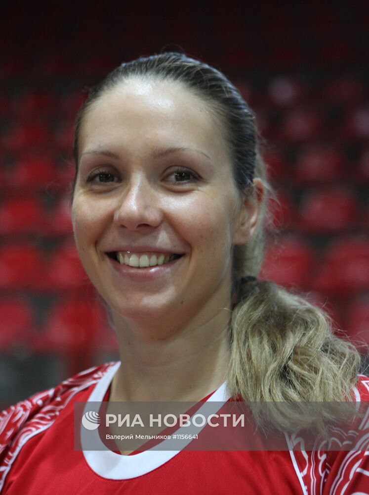 Игрок сборной России по баскетболу Ирина Соколовская