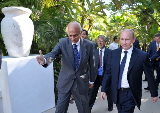 Президент РФ В.Путин встретился с лидерам стран БРИКС