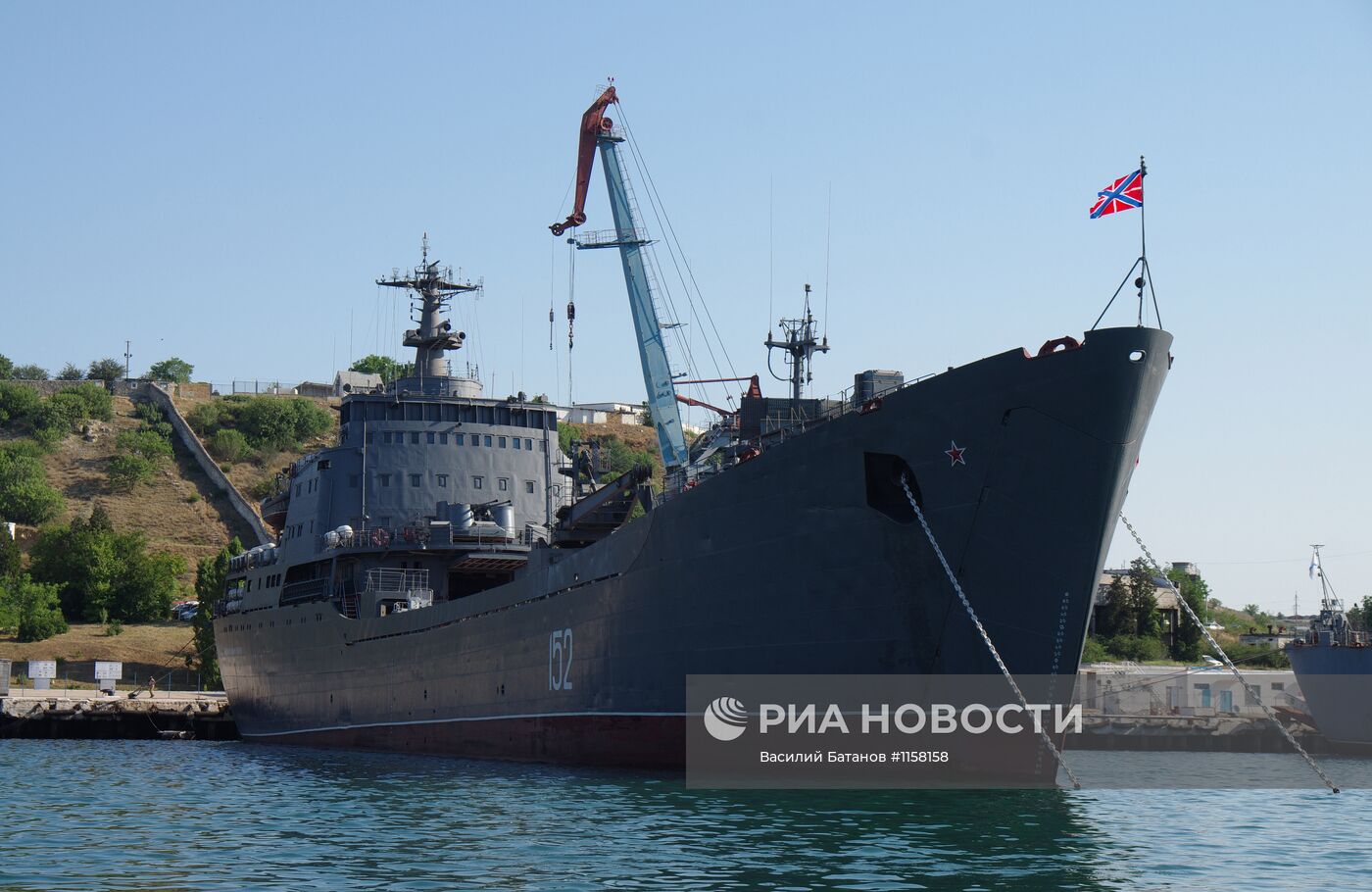 Российские десантные корабли в Севастополе
