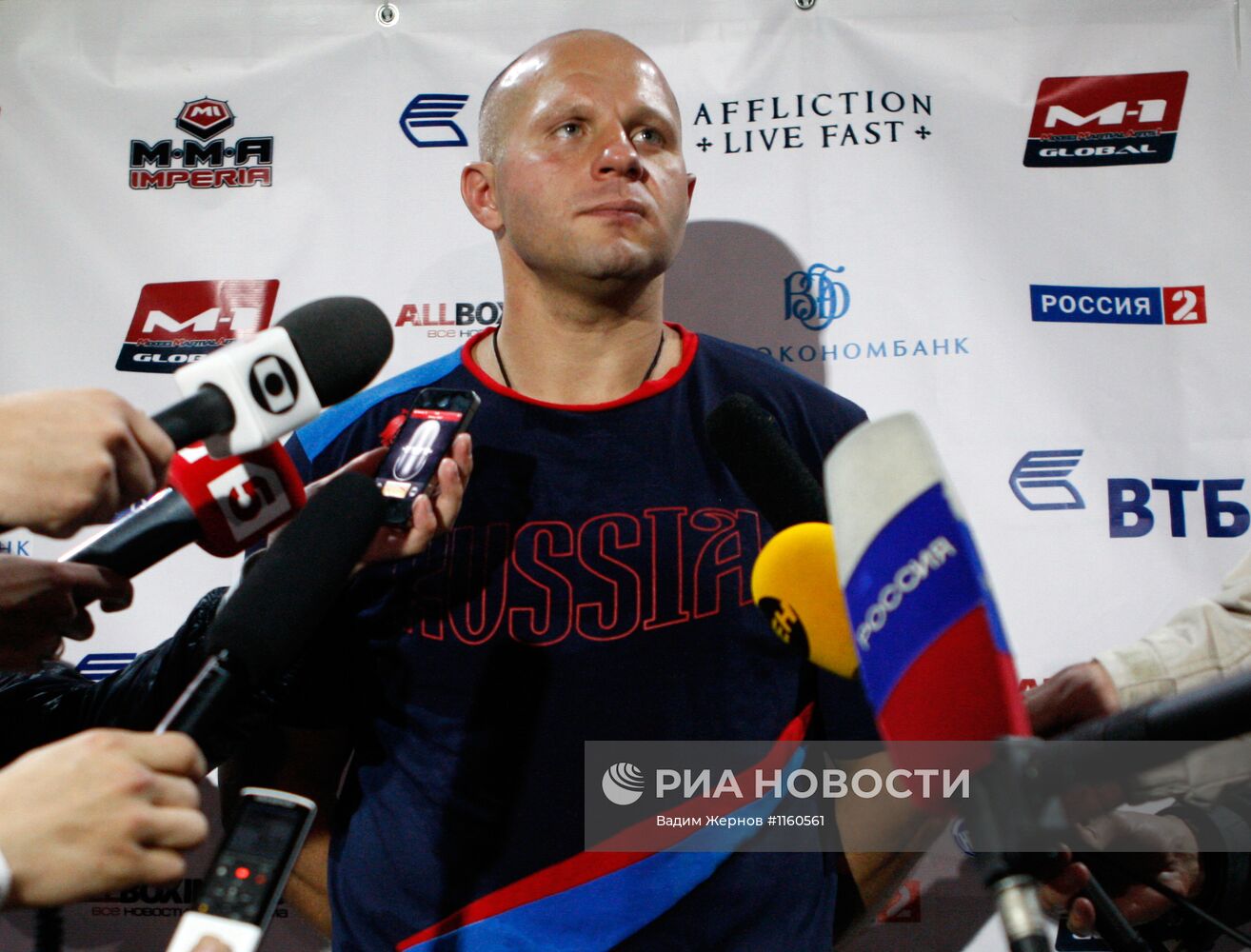 Смешанные единоборства. Поединок Ф. Емельяненко - П. Риззо