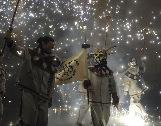 Праздник "Ночь на Ивана Купала" в Таррагоне в Испании