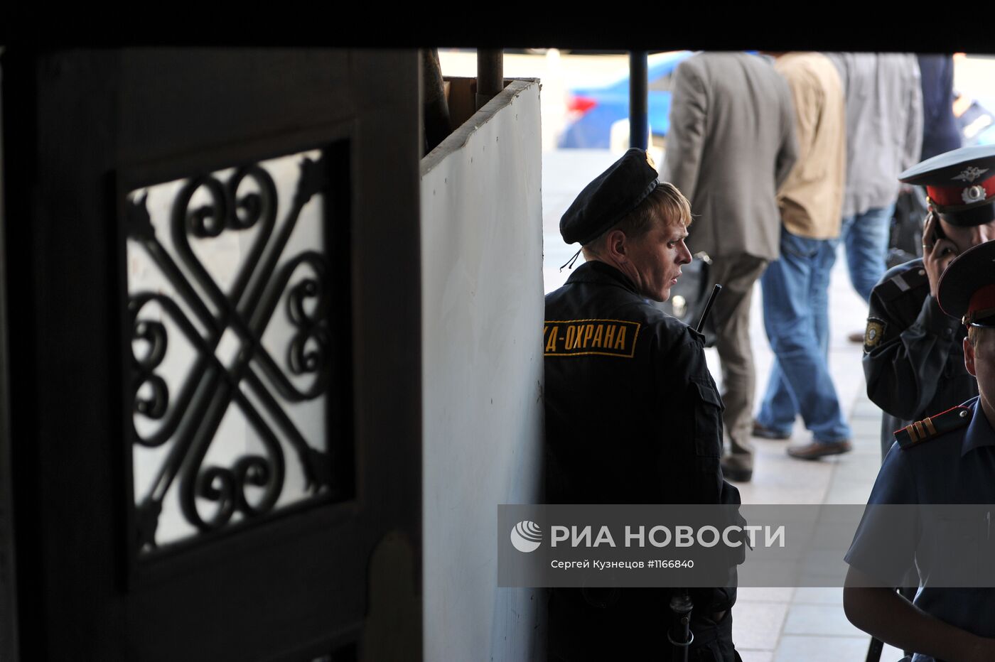 Ленинградский вокзал в Москве