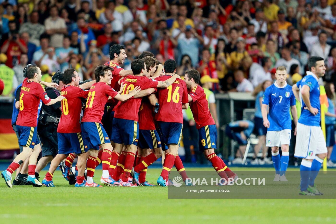 Футбол. ЕВРО - 2012. Финальный матч сборных Испании и Италии