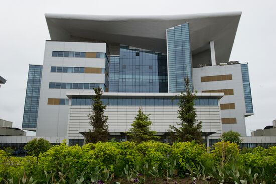 Здание Дальневосточного федерального университета