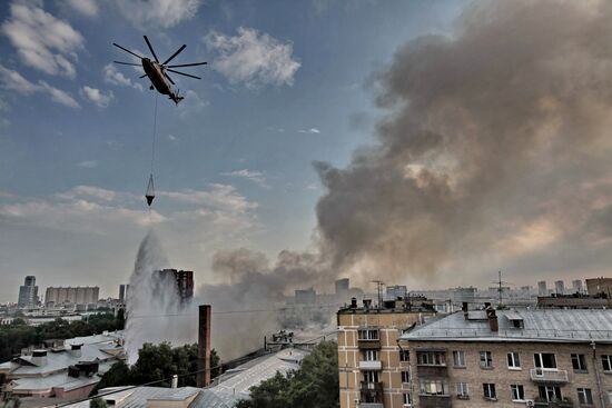 Пожар в ангаре на севере Москвы локализован