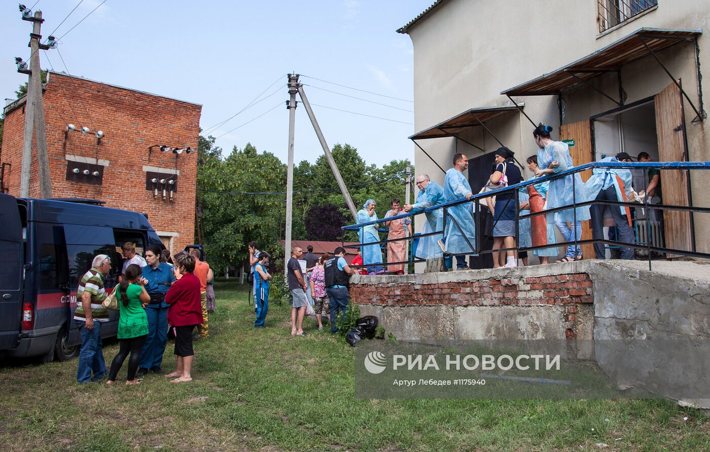 Опознание жертв наводнения в Крымске