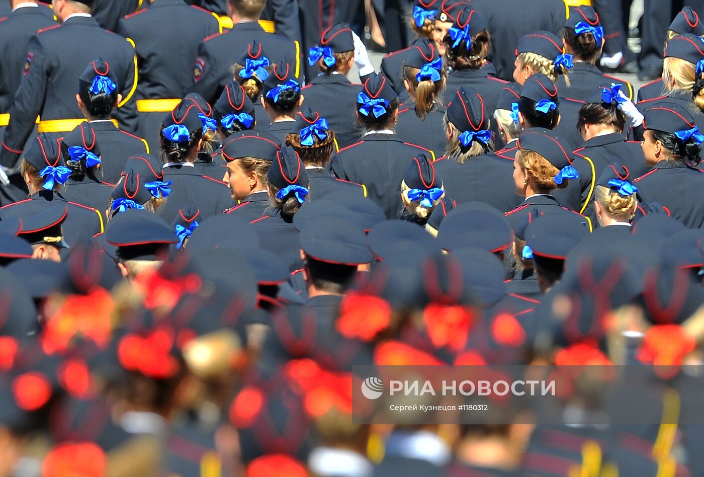 Вручение дипломов выпускникам Московского университета МВД РФ