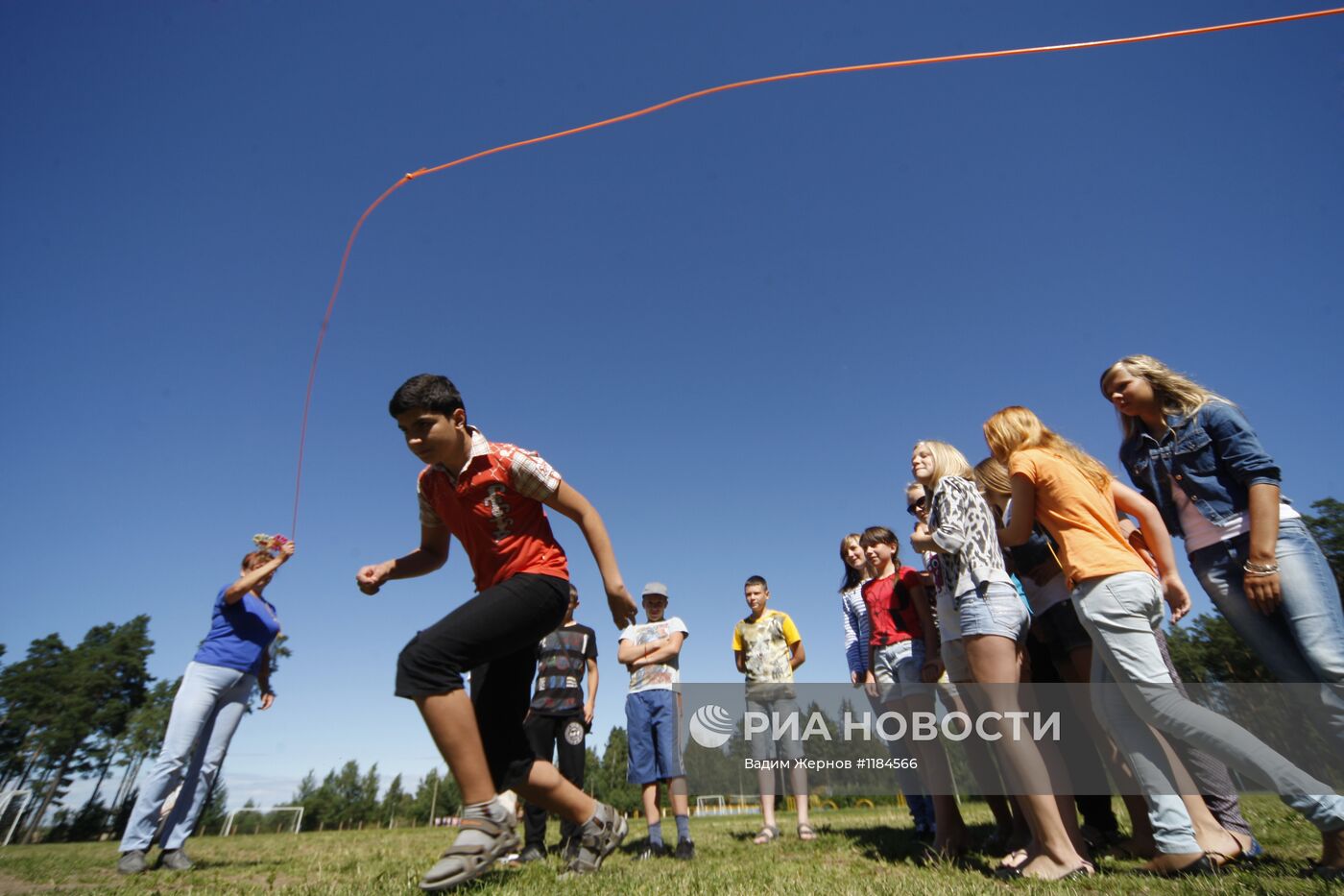 Работа детских летних лагерей в Ленинградской области