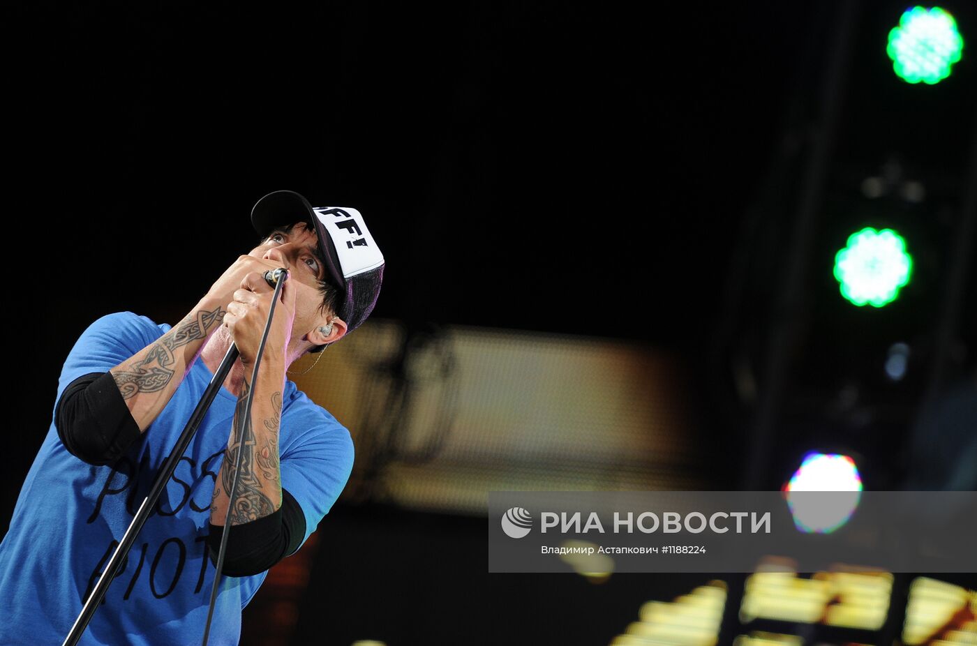Концерт Red Hot Chili Peppers в Москве