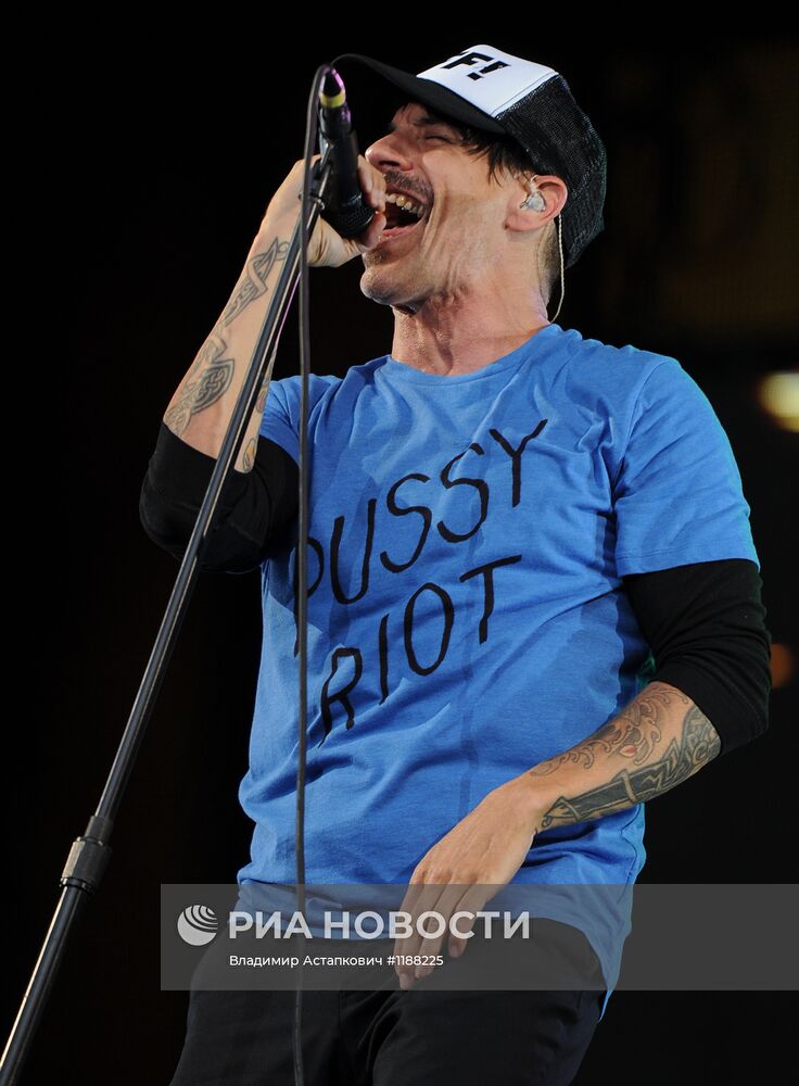 Концерт Red Hot Chili Peppers в Москве