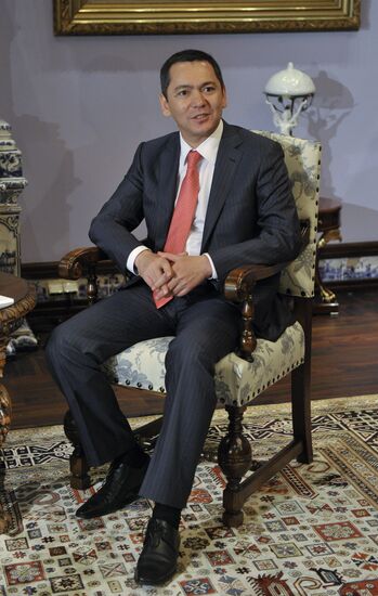 Премьер-министр Киргизской Республики Омурбек Бабанов