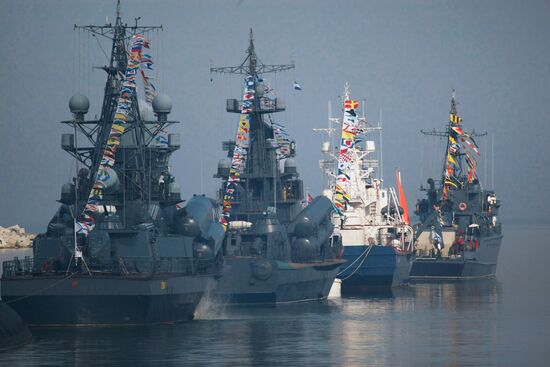 Репетиция военно-морского парада к Дню ВМФ в Балтийске