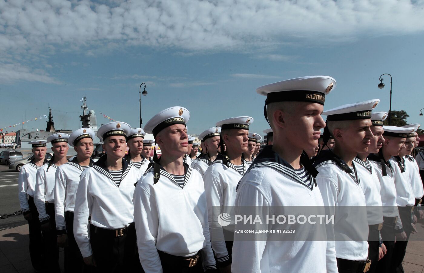 Генеральная репетиция парада к дню ВМФ в Санкт-Петербурге