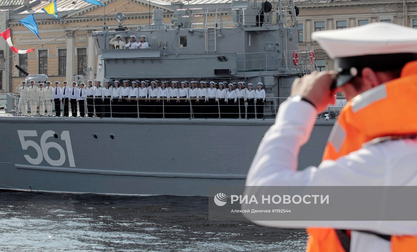 Генеральная репетиция парада к дню ВМФ в Санкт-Петербурге