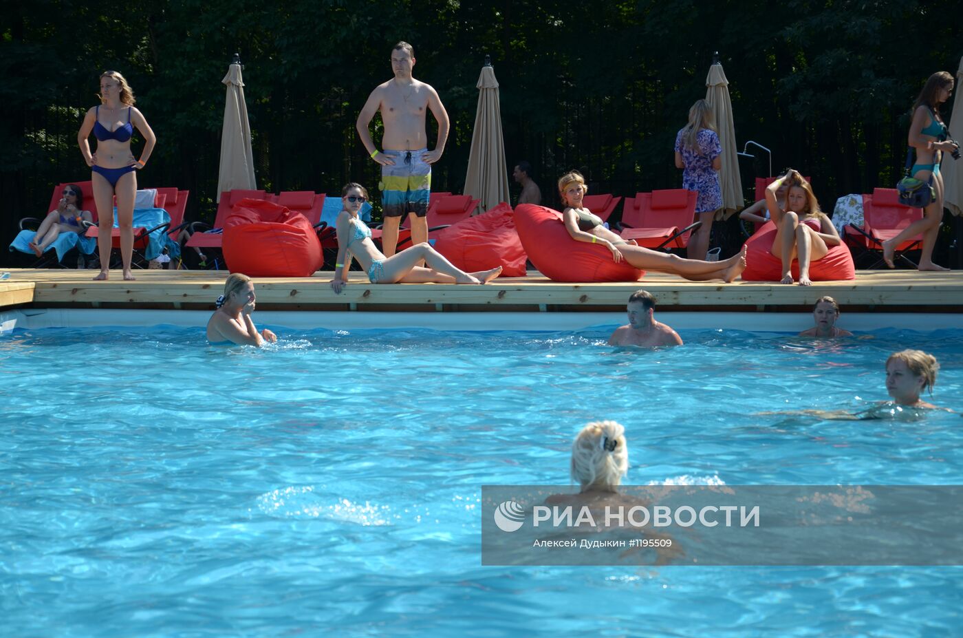 Зона отдыха с бассейнами открылась в парке "Сокольники"