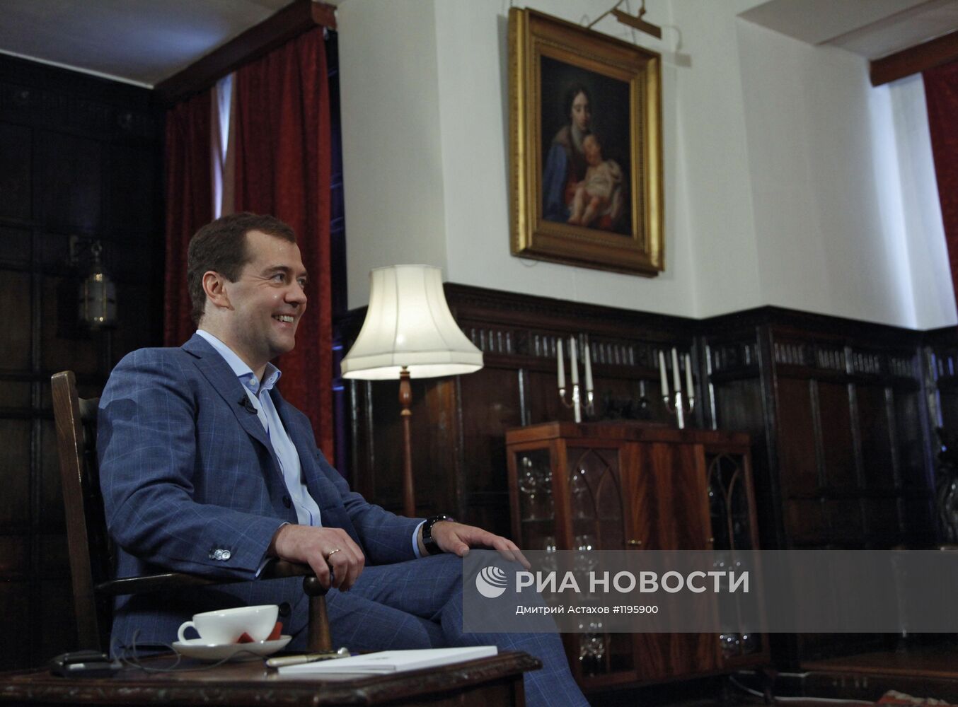 Премьер-министр РФ Д.Медведев дал интервью газете "Таймс"