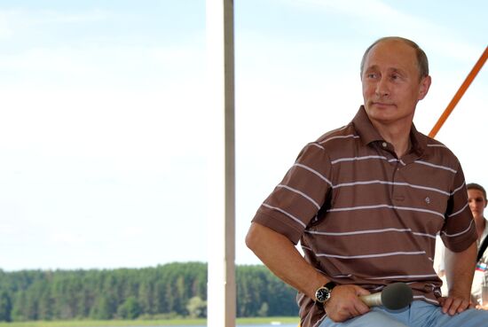 В.Путин на молодежном форуме "Селигер-2012"