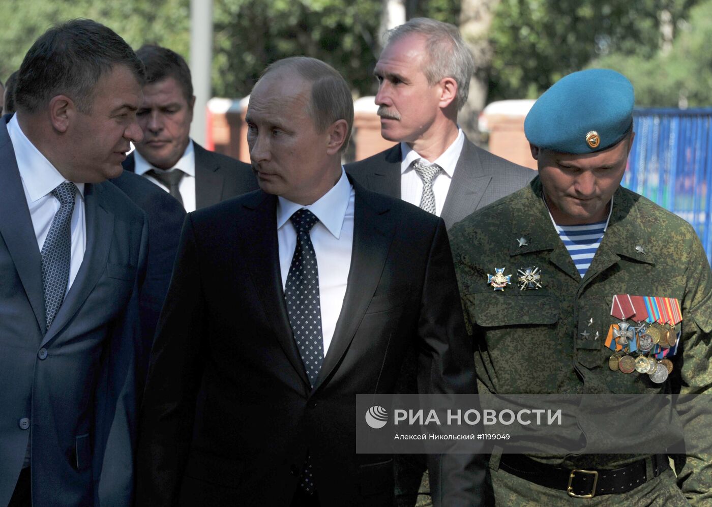 В.Путин посетил 31-ю десантно-штурмовую бригаду в Ульяновске