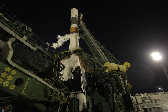 Запуск транспортного грузового корабля "Прогресс М-16М" к МКС