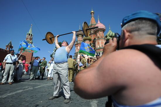 Празднование Дня ВДВ в Москве