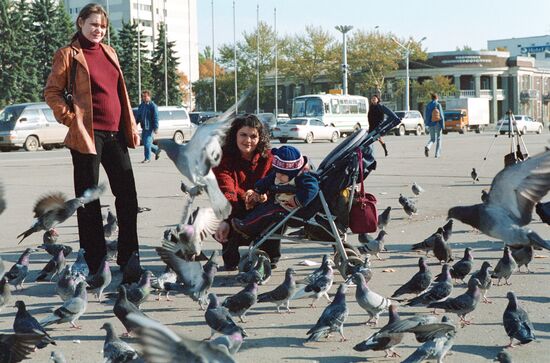 На площади Ленина