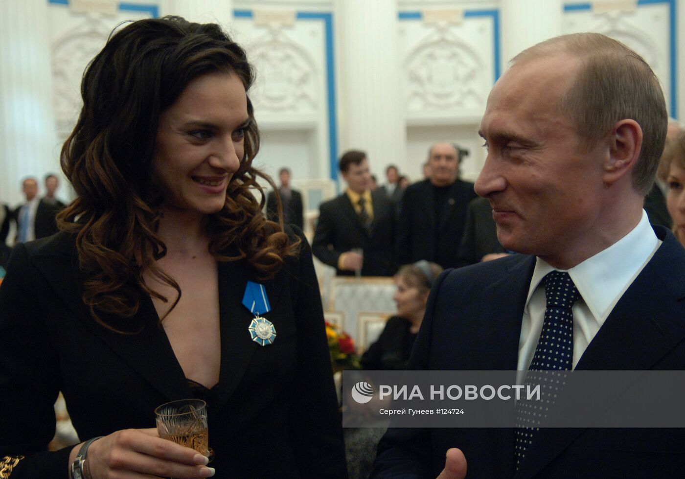 Владимир Путин вручил государственные награды