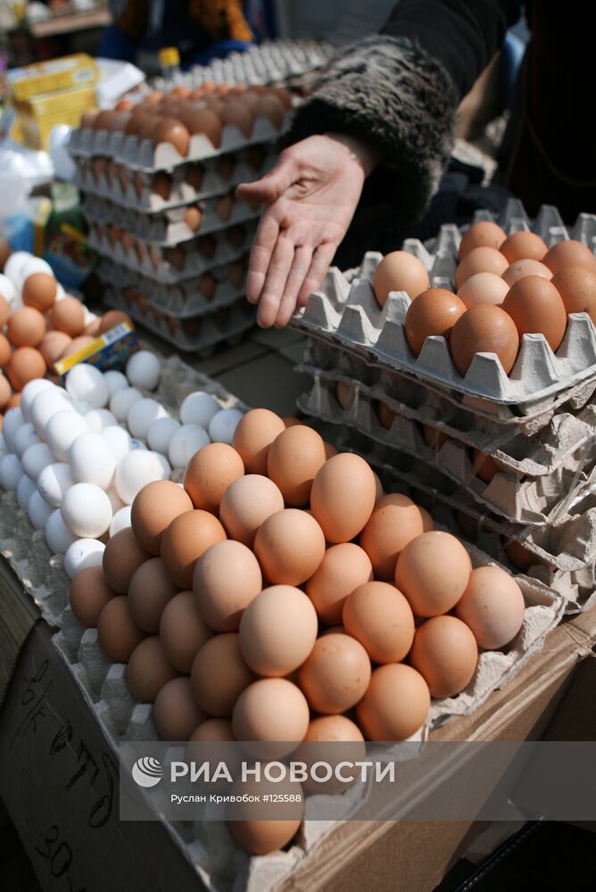 Торговля куриными яйцами