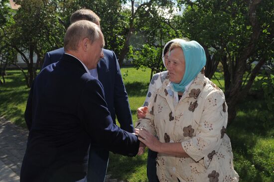 В.Путин провел заседание Попечительского совета РГО