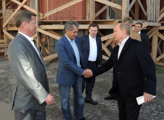 В.Путин провел заседание Попечительского совета РГО