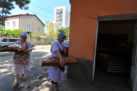 Жизнь в городе Цхинвали в Южной Осетии