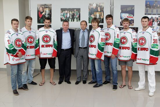 Представление новых игроков хоккейного клуба "Ак Барс"