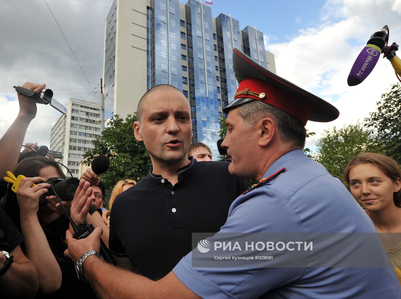 Акция "Оккупай СК" в защиту политзаключенных в Москве