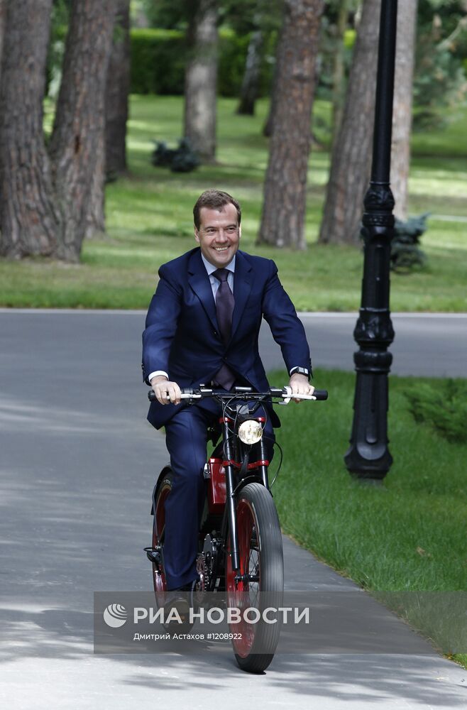 Встреча Д.Медведева с представителями партии "Единая Россия"